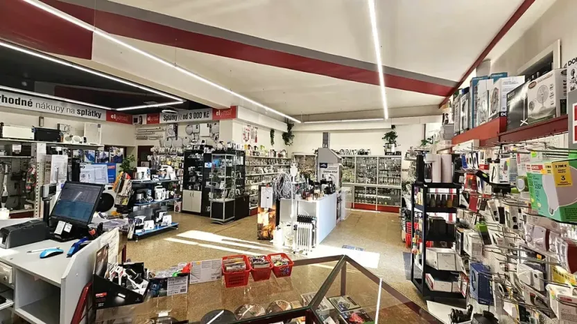 Pronájem obchodního prostoru, Letovice, Masarykovo náměstí, 140 m2