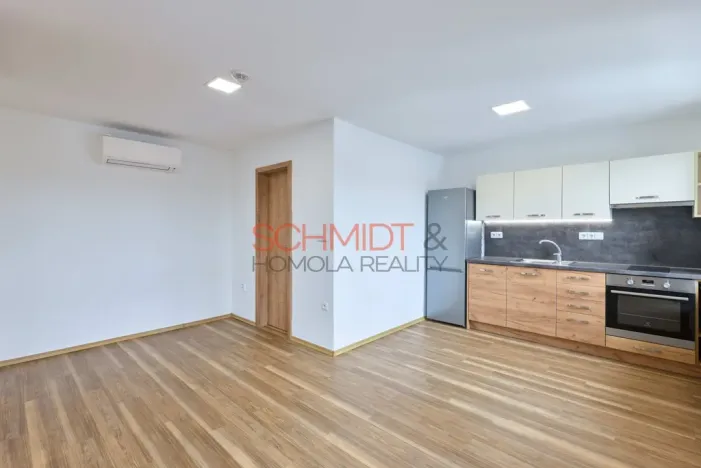 Prodej bytu 1+kk, Břeclav - Charvátská Nová Ves, Lednická, 32 m2