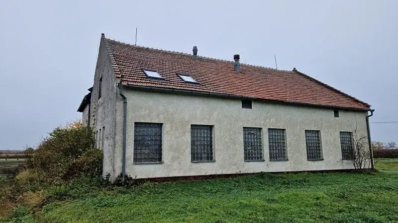 Prodej skladu, Ladná, Masarykova, 286 m2