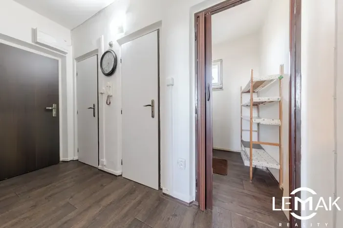 Prodej bytu 2+1, Olomouc, Tovární, 48 m2