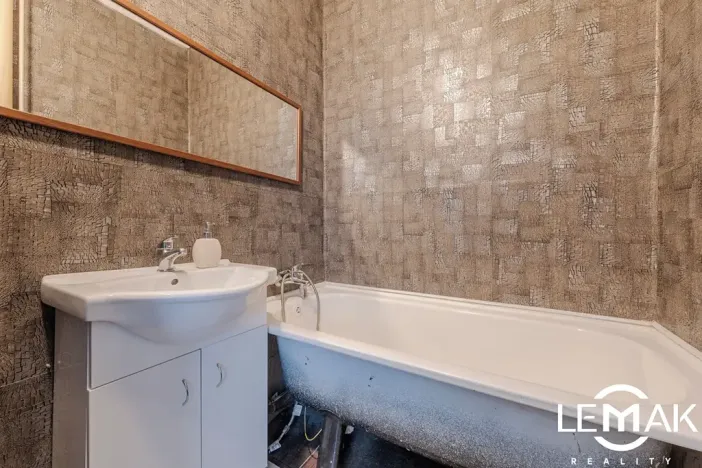 Prodej bytu 2+1, Olomouc, Tovární, 48 m2