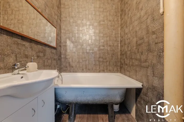 Prodej bytu 2+1, Olomouc, Tovární, 48 m2