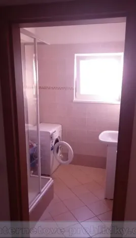 Pronájem pokoje, Praha - Suchdol, Křičkova, 13 m2