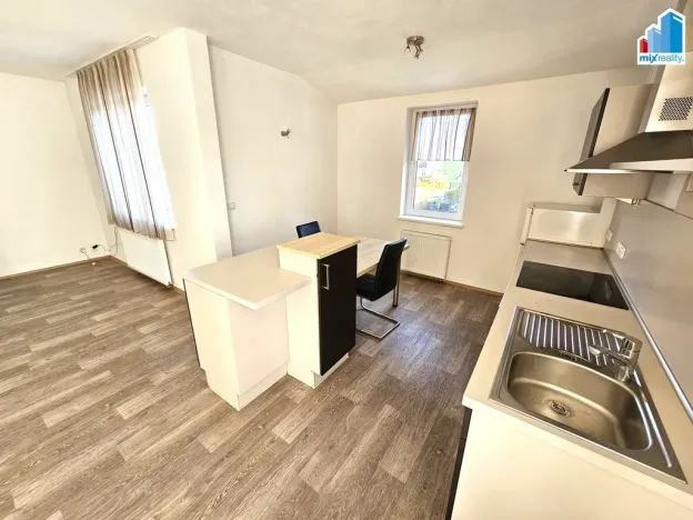 Pronájem bytu 2+kk, Plzeň - Doubravka, Staniční, 70 m2
