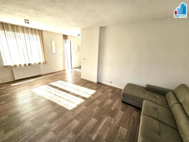 Pronájem bytu 2+kk, Plzeň - Doubravka, Staniční, 70 m2