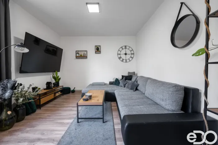 Prodej bytu 4+kk, Uhlířská Lhota, 73 m2