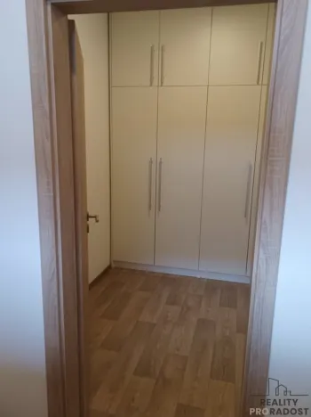 Pronájem bytu 2+kk, Olomouc, Dolní náměstí, 60 m2