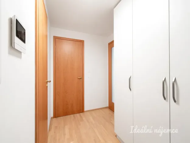 Pronájem bytu 2+kk, Praha - Smíchov, Vackové, 60 m2