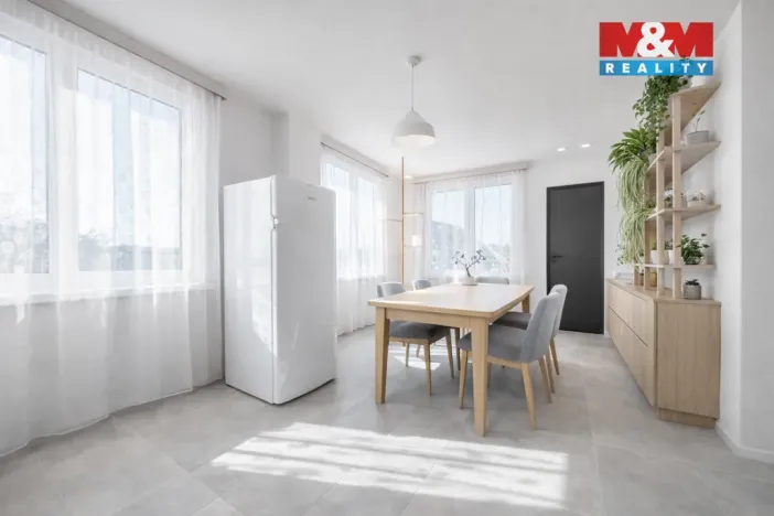 Prodej rodinného domu, Podveky - Útěchvosty, 102 m2