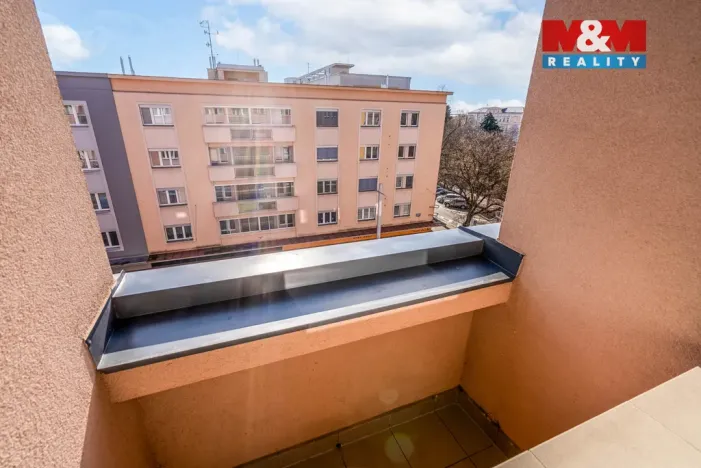 Prodej bytu 1+1, Hradec Králové - Pražské Předměstí, Gočárova třída, 41 m2