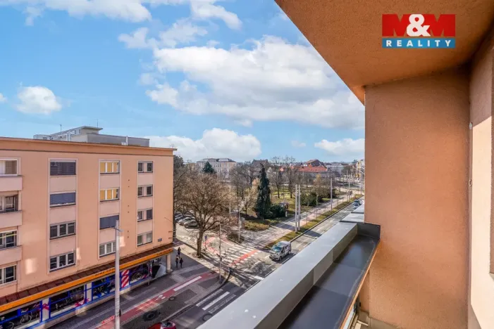 Prodej bytu 1+1, Hradec Králové - Pražské Předměstí, Gočárova třída, 41 m2
