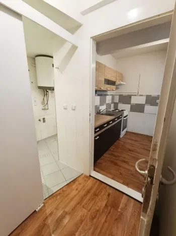 Prodej bytu 2+kk, Praha - Žižkov, Žerotínova, 53 m2