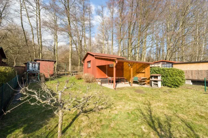 Prodej chaty, Chlumec, Stradovská, 16 m2