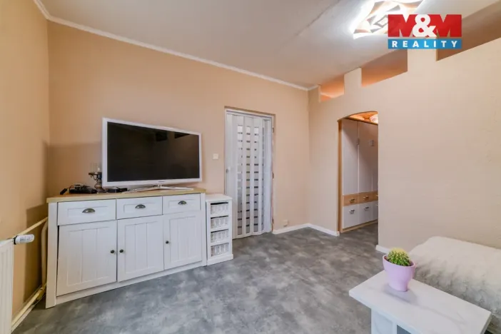 Prodej bytu 1+1, Planá, Fučíkova, 39 m2