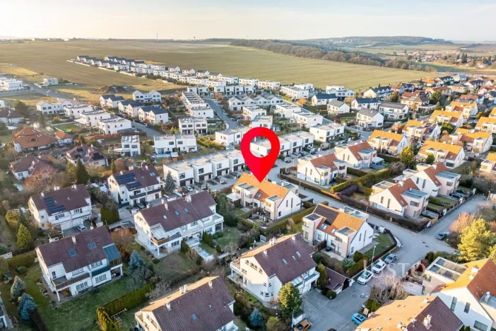 Prodej rodinného domu, Praha, Na plužině, 158 m2