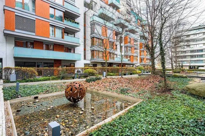 Pronájem bytu 2+kk, Praha - Karlín, Rohanské nábřeží, 67 m2