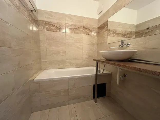 Pronájem bytu 1+1, Praha - Záběhlice, Zvonková, 50 m2