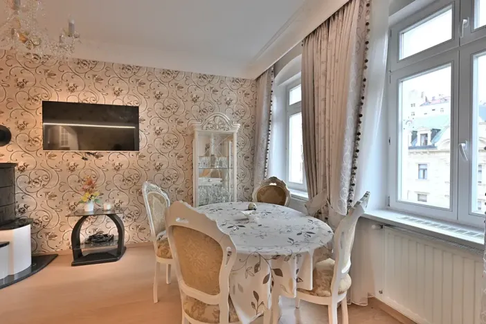 Prodej bytu 2+kk, Karlovy Vary, Vřídelní, 55 m2