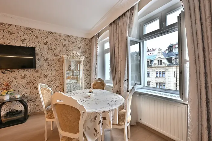 Prodej bytu 2+kk, Karlovy Vary, Vřídelní, 55 m2