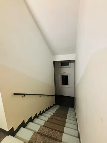 Prodej bytu 3+1, Karlovy Vary, I. P. Pavlova, 81 m2