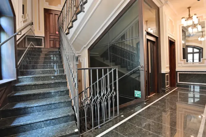 Prodej bytu 6+kk a větší, Karlovy Vary, Zámecký vrch, 225 m2