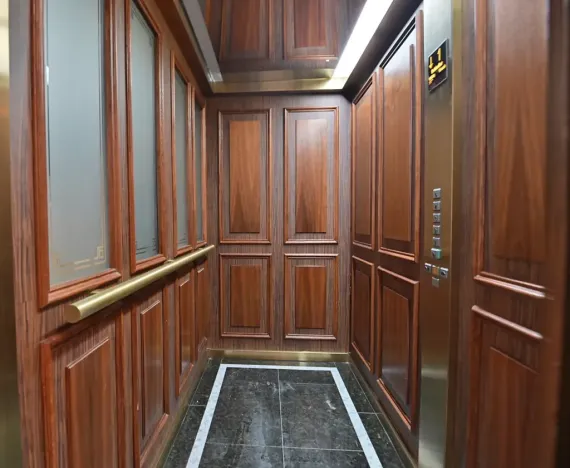 Prodej bytu 6+kk a větší, Karlovy Vary, Zámecký vrch, 225 m2