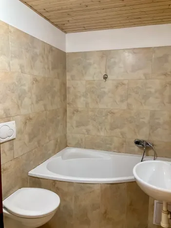 Pronájem bytu 1+kk, Praha - Košíře, Vrchlického, 23 m2