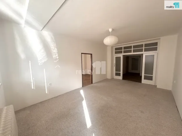 Pronájem bytu 2+1, Praha - Vršovice, U vršovického nádraží, 75 m2