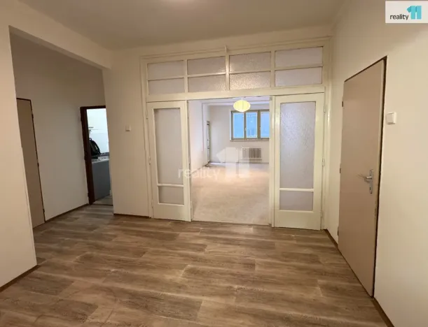 Pronájem bytu 2+1, Praha - Vršovice, U vršovického nádraží, 75 m2