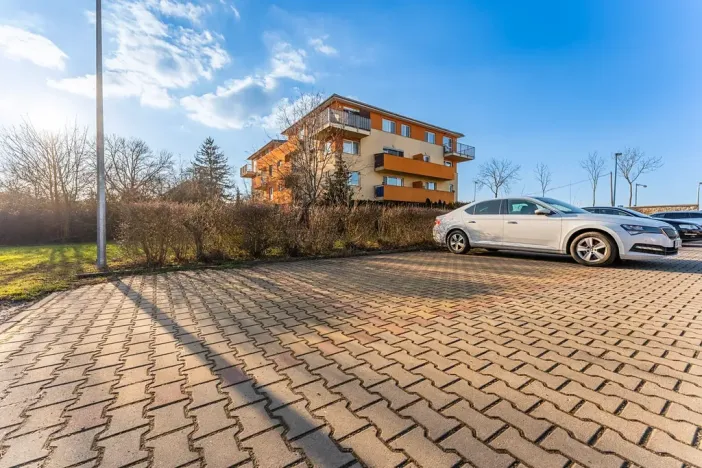 Prodej bytu 2+kk, Praha - Dubeč, Winklerova, 44 m2