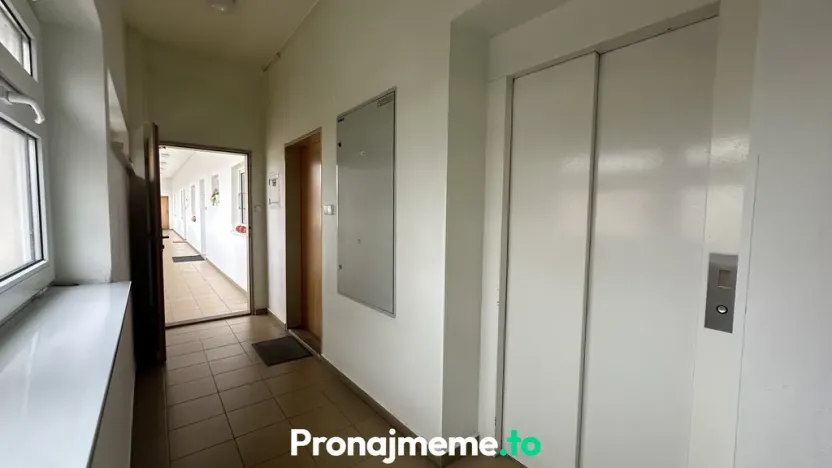 Pronájem bytu 2+kk, Znojmo, Hvězdová, 46 m2