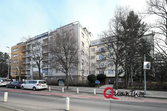 Pronájem bytu 2+kk, Praha - Podolí, Podolské nábřeží, 50 m2