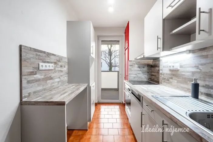 Pronájem bytu 2+1, Praha - Vršovice, Holandská, 55 m2