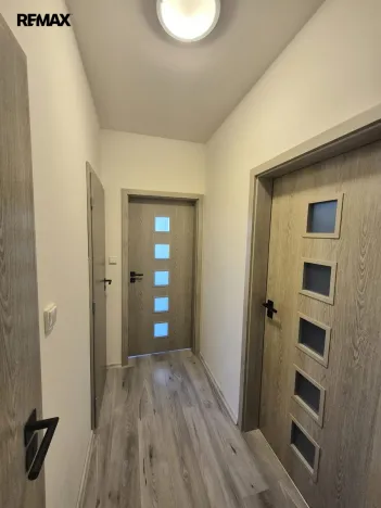 Pronájem bytu 2+kk, Milovice, Slepá, 51 m2