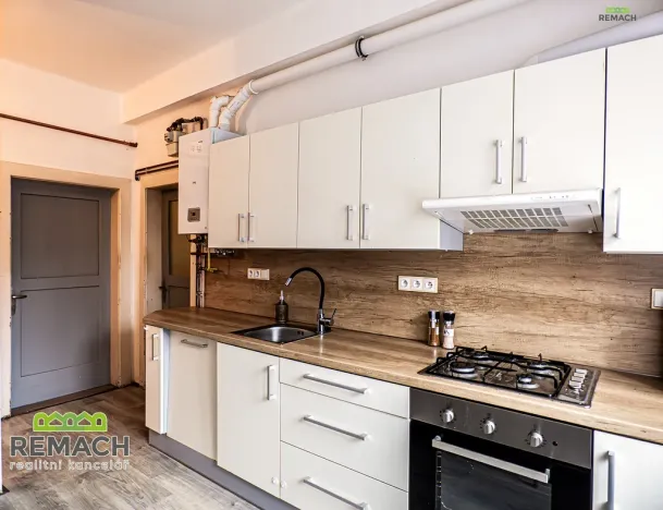 Pronájem bytu 2+1, Česká Skalice, třída T. G. Masaryka, 50 m2