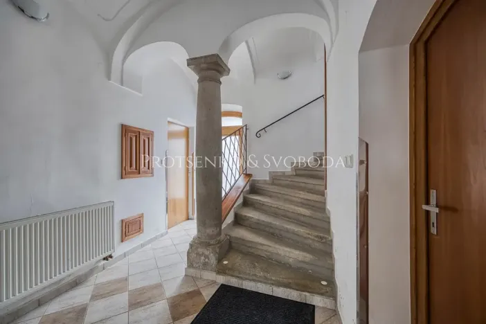 Prodej činžovního domu, Jihlava, Komenského, 438 m2