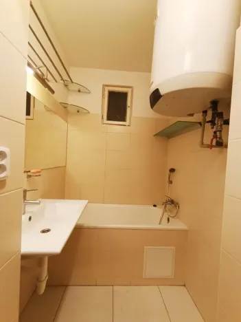 Prodej bytu 2+kk, Praha - Žižkov, Žerotínova, 36 m2