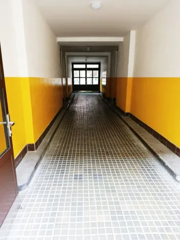 Prodej bytu 2+kk, Praha - Žižkov, Žerotínova, 36 m2