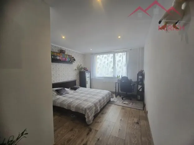 Prodej bytu 2+1, Chomutov, Holešická, 62 m2