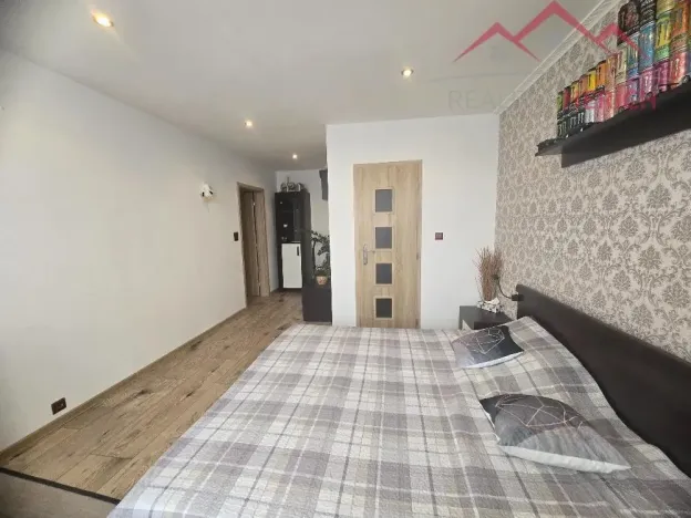 Prodej bytu 2+1, Chomutov, Holešická, 62 m2