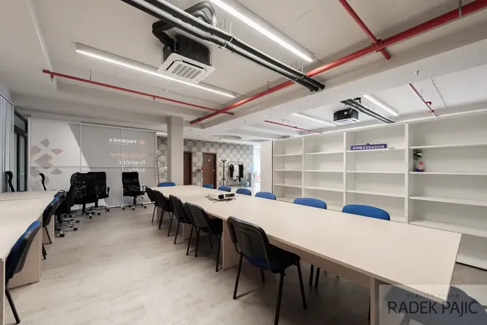 Prodej kanceláře, Brno, Pražákova, 211 m2