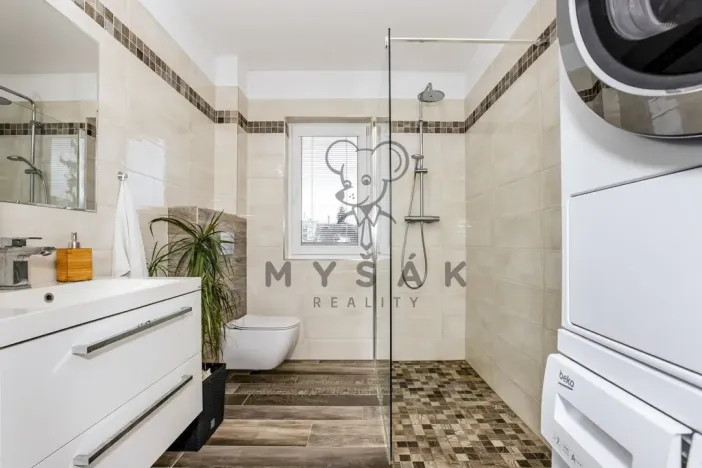 Prodej kanceláře, České Budějovice - České Budějovice 2, O. Nedbala, 138 m2