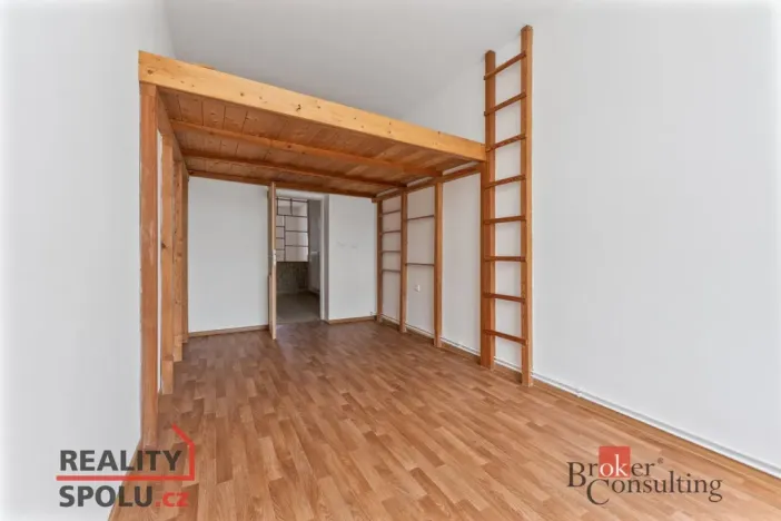 Pronájem bytu 2+kk, Skuteč, Palackého náměstí, 58 m2