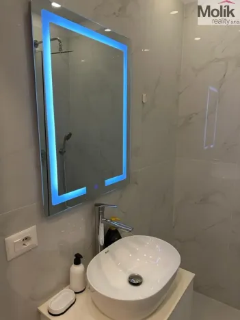 Prodej bytu 2+kk, Drač, 90 m2