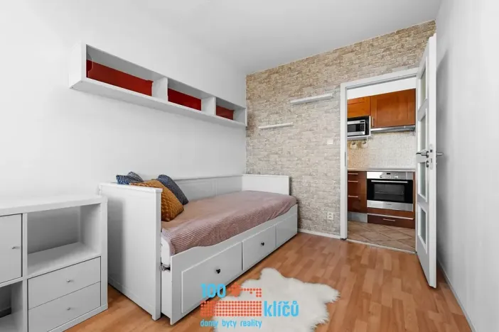 Pronájem bytu 2+kk, Praha - Stodůlky, Husníkova, 43 m2