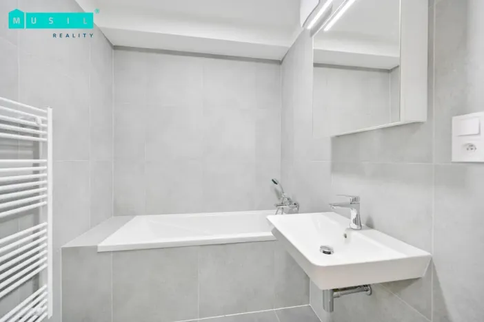 Pronájem bytu 2+kk, Olomouc - Slavonín, Topolová, 51 m2