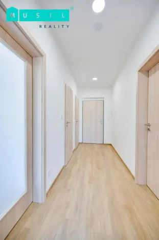 Pronájem bytu 2+kk, Olomouc - Slavonín, Topolová, 51 m2