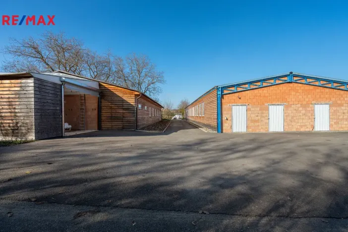 Pronájem skladu, Troubsko, U lednice, 3000 m2