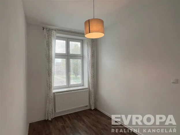 Prodej bytu 2+kk, Žirovnice, Havlíčkovo náměstí, 41 m2