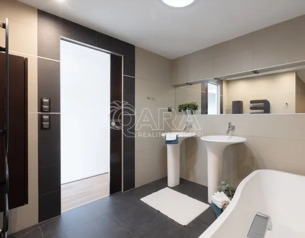 Pronájem bytu 4+kk, Praha - Vršovice, Bělocerkevská, 146 m2